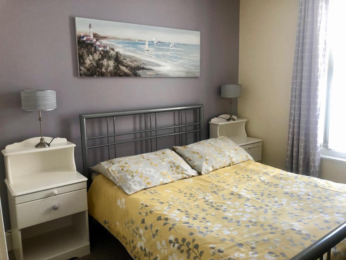 Portrush Holiday Hostel Guesthouse Exterior foto